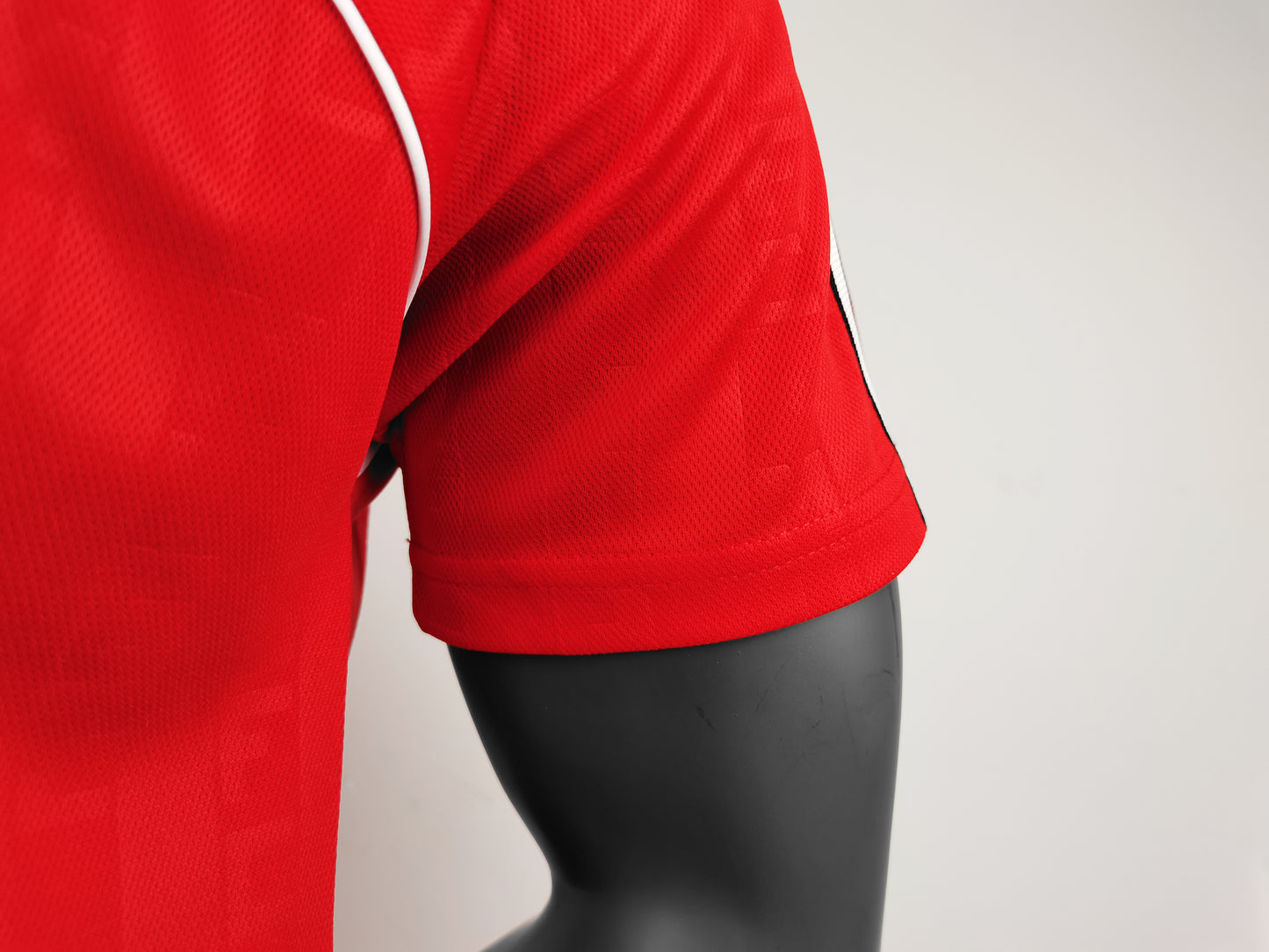 Manchester United 1988-1990 Retro Home Shirt // High Quality Classic Replica Retro Shirt // Free Worldwide Shipping!