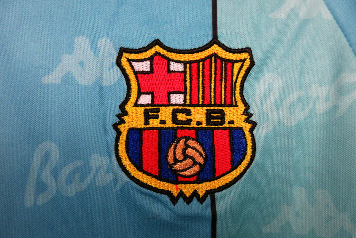 Barcelona 1995-1997 Away Retro Shirt // High Quality Classic Replica Retro Shirt // Free Worldwide Shipping!