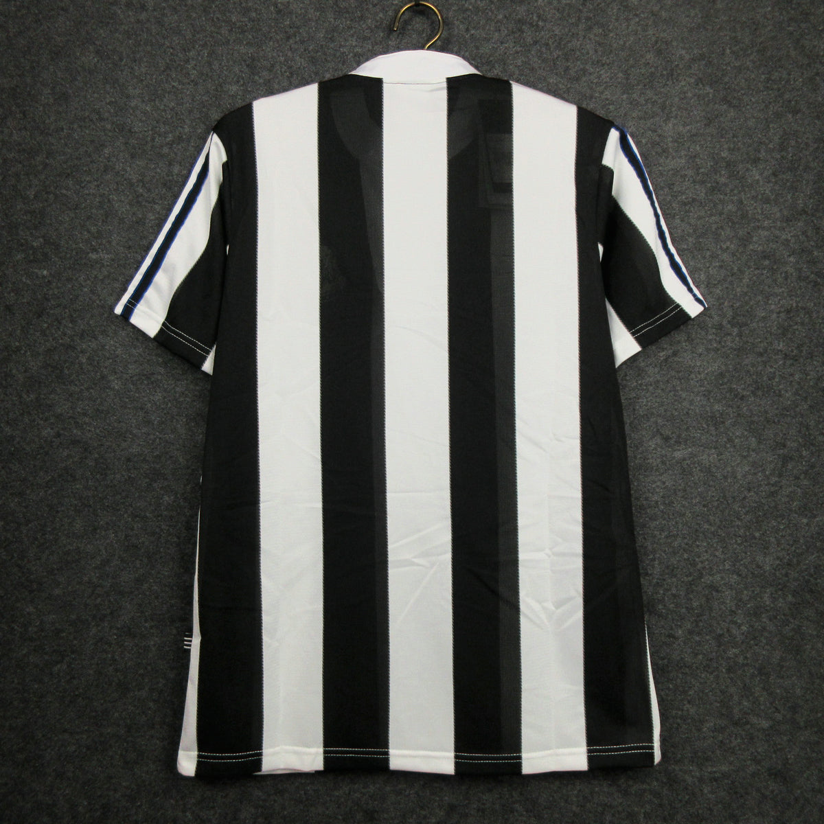 Newcastle United 1995-1997 Retro Home Shirt // High Quality Classic Replica Retro Shirt // Free Worldwide Shipping!
