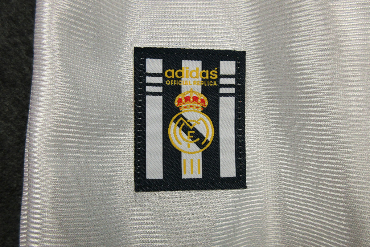 Real Madrid 1998-1999 Home Retro Shirt // High Quality Classic Replica Retro Shirt // Free Worldwide Shipping!