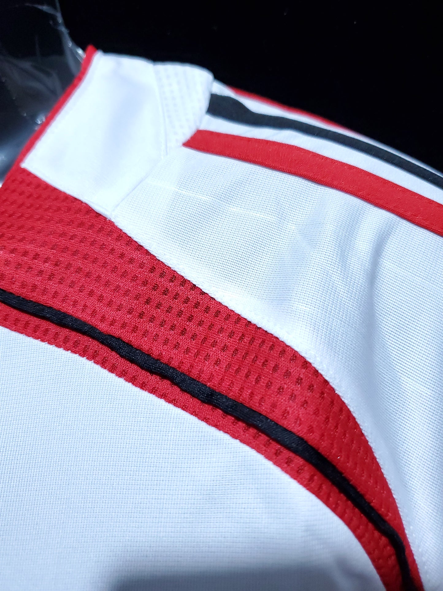 AC Milan 2006-2007 Retro Away Shirt // High Quality Classic Replica Retro Shirt // Free Worldwide Shipping!