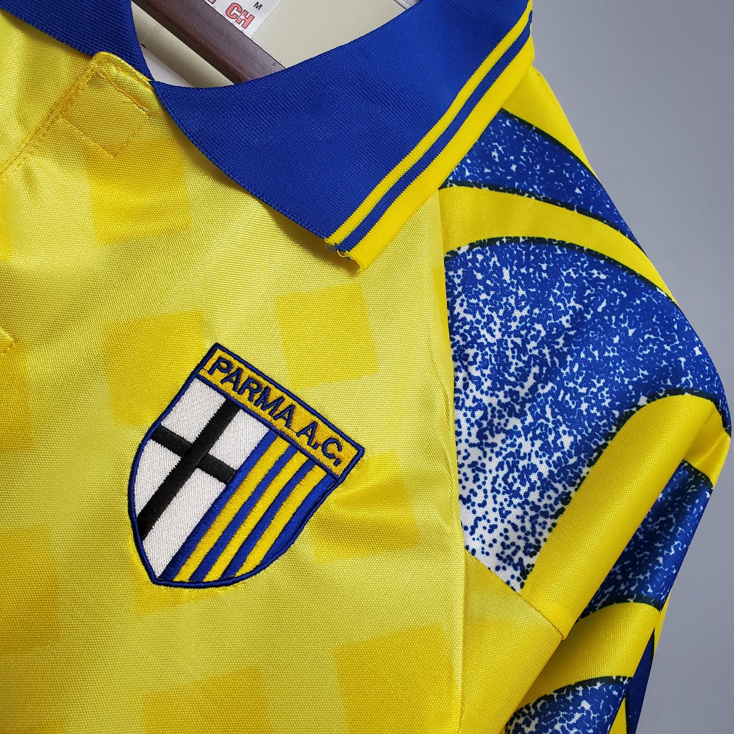 Parma 1995 Retro Away Shirt // High Quality Classic Replica Retro Shirt // Free Worldwide Shipping!