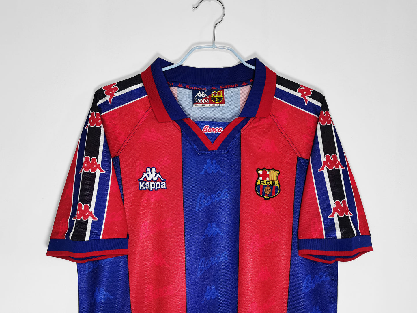 Barcelona 1995-1997 Home Retro Shirt // High Quality Classic Replica Retro Shirt // Free Worldwide Shipping!