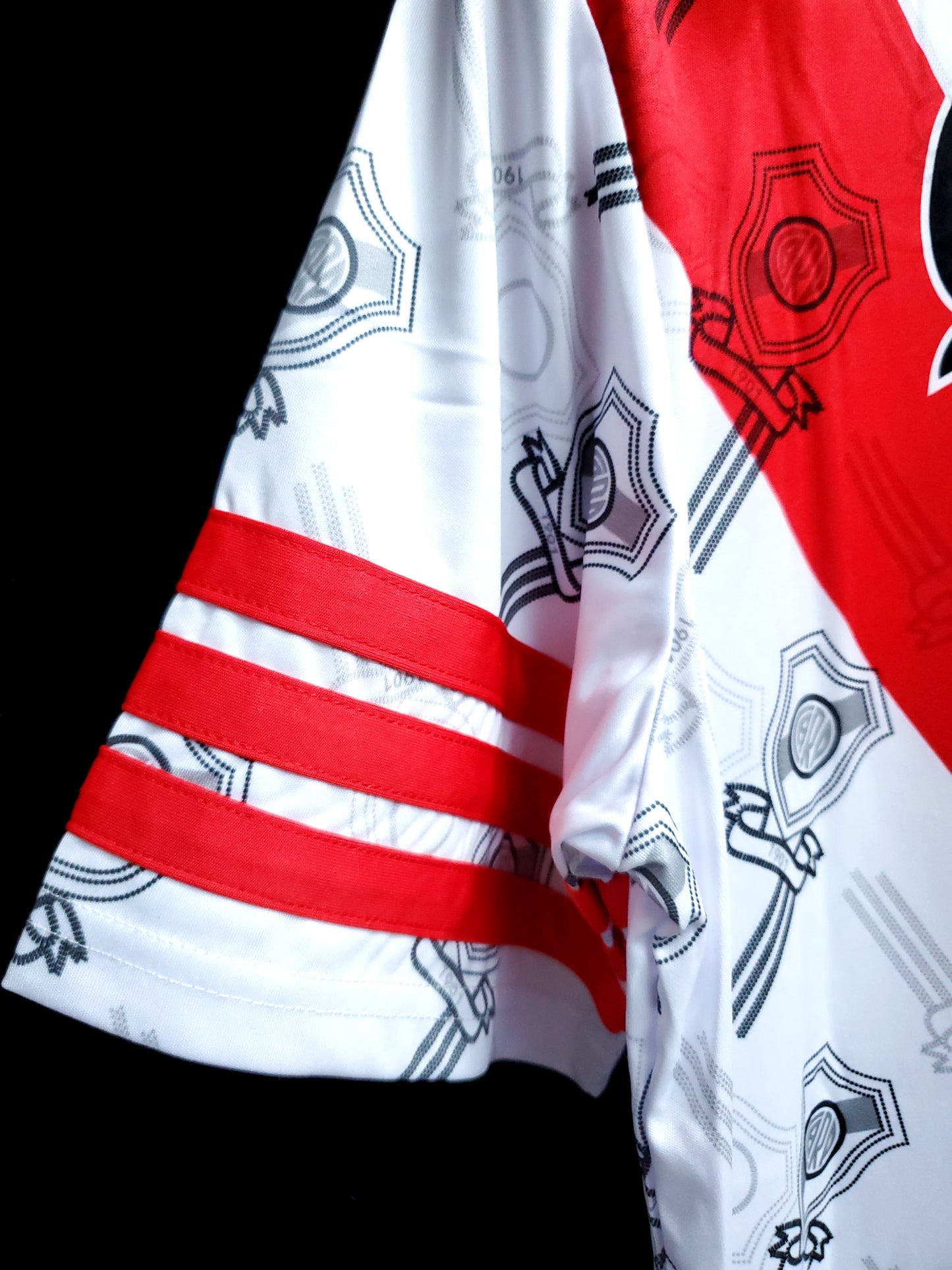 River Plate 1996 Home Retro Shirt // High Quality Classic Replica Retro Shirt // Free Worldwide Shipping!