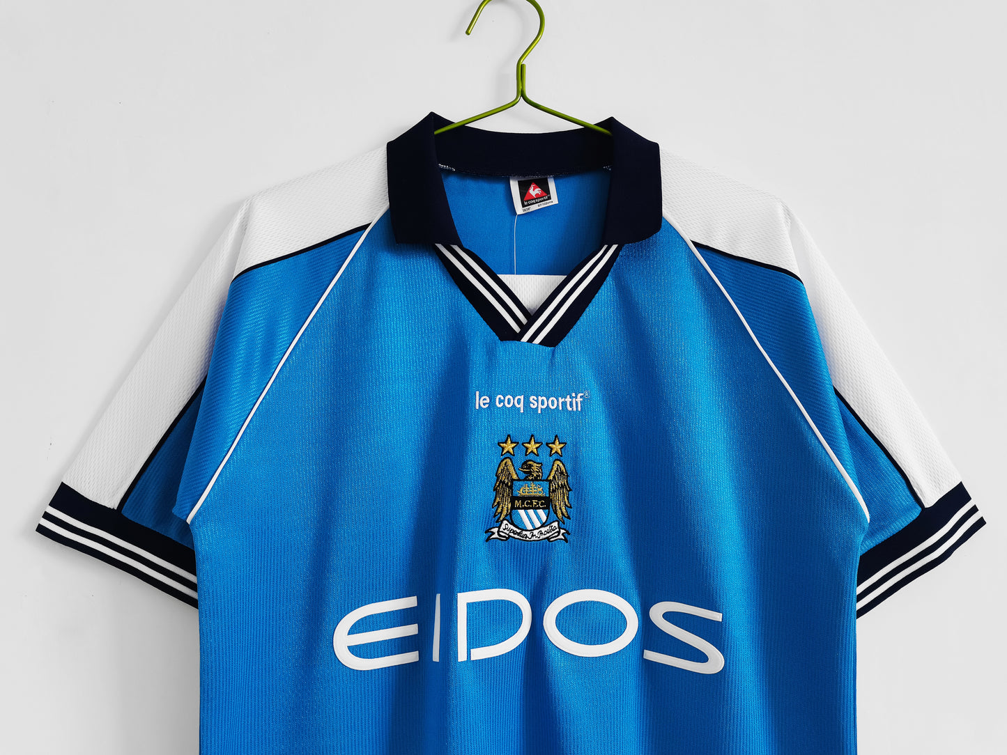 Manchester City 1999-2001 Retro Home Shirt // High Quality Classic Replica Retro Shirt // Free Worldwide Shipping!