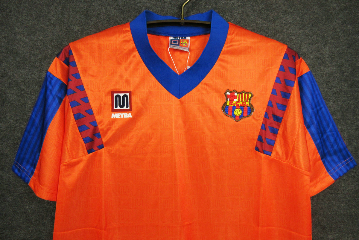 Barcelona 1991-1992 Away Retro Shirt // High Quality Classic Replica Retro Shirt // Free Worldwide Shipping!