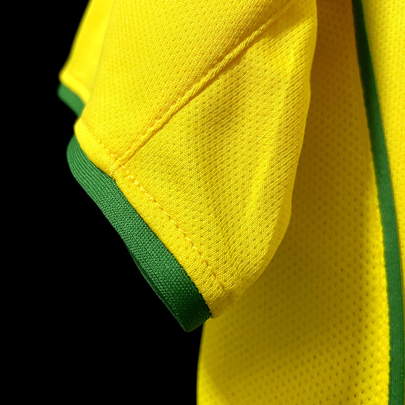 Brazil 2004 Retro Home Shirt // High Quality Classic Replica Retro Shirt // Free Worldwide Shipping!